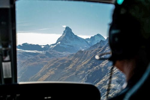 FunFlights Helicopter-Tours Wins the Adventure Experience Award for Switzerland in 2022